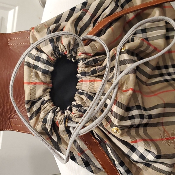 Burberry London plaid drawstring backpack - Picture 9 of 13